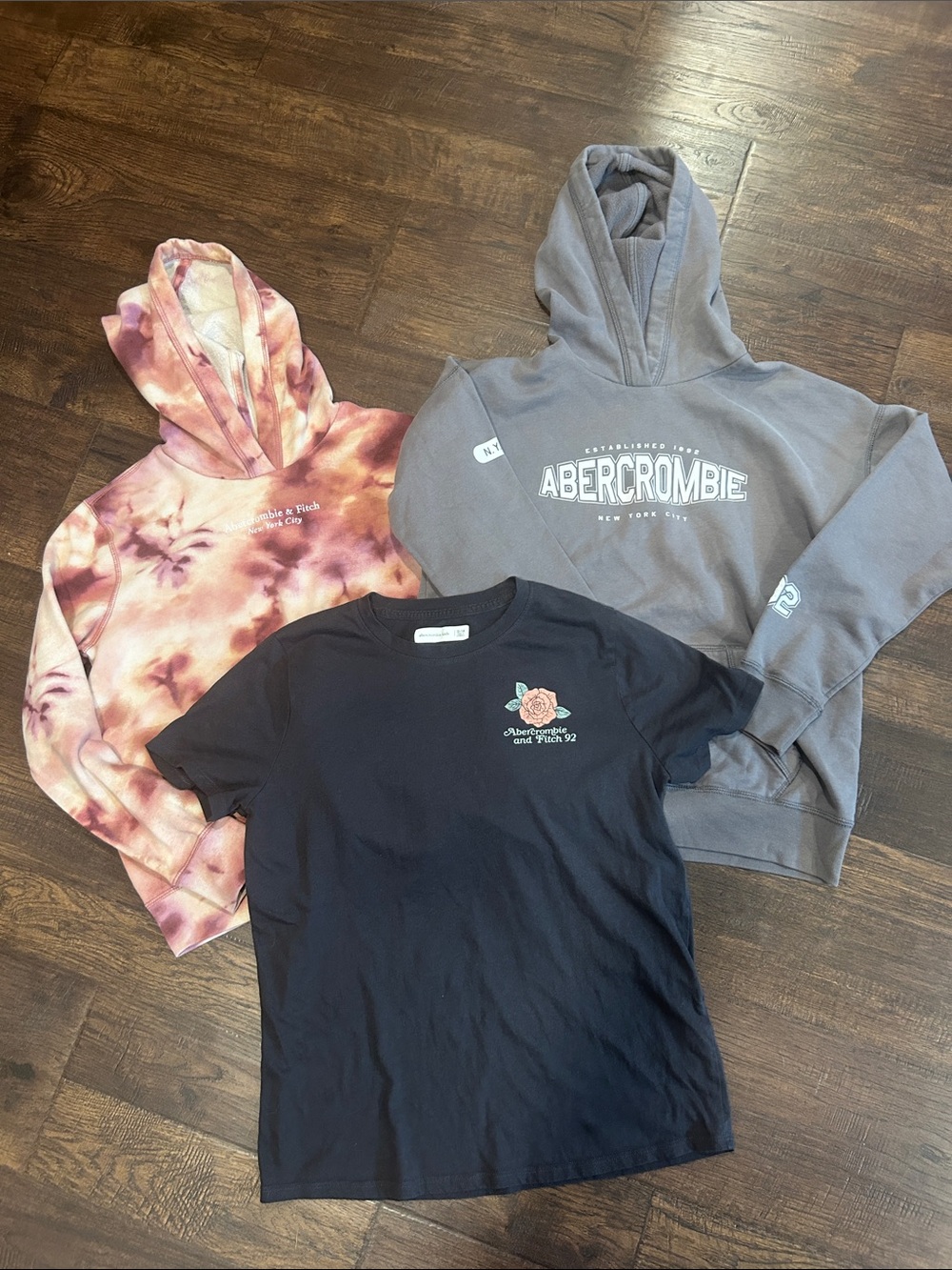 Abercrombie Kids top bundle size 13/14